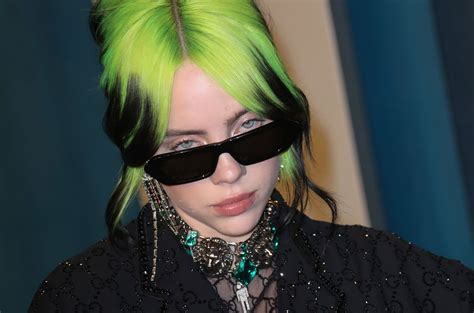 The song was nominated for two Grammys in 1997—for Record of the Year and Best Music Video. . Billie eilish heardle